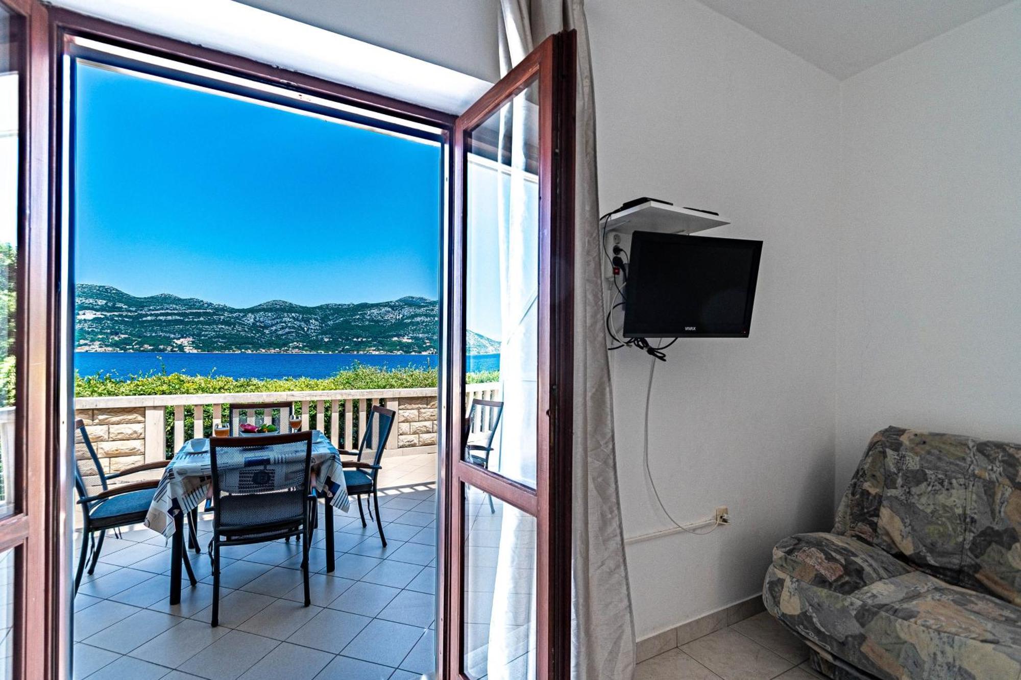 Apartments By The Sea Tri Zala, Korcula - 9237 Zrnovo Kamer foto